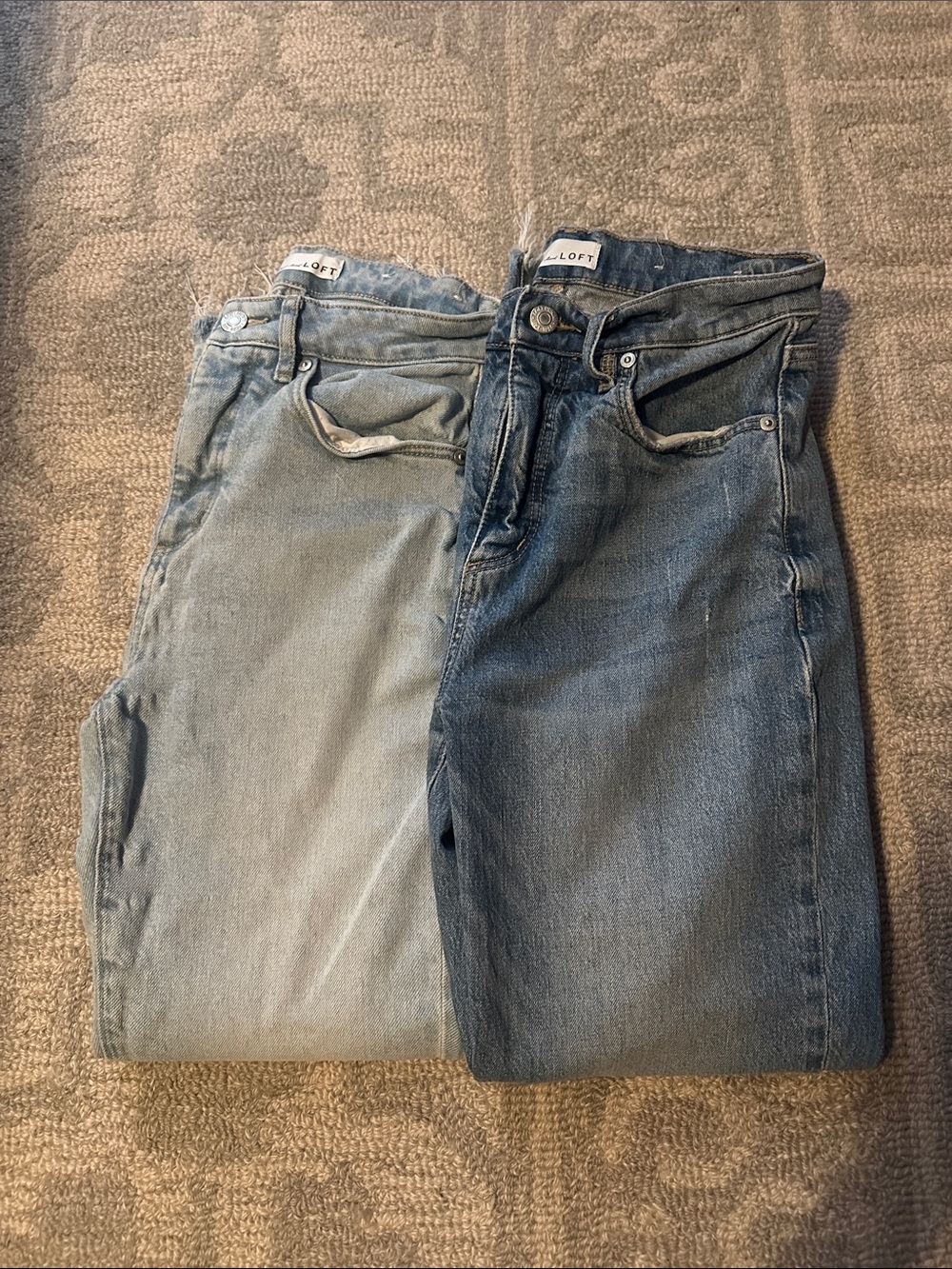 Bundle (2x) of LOFT Straight-Leg Jeans | 25